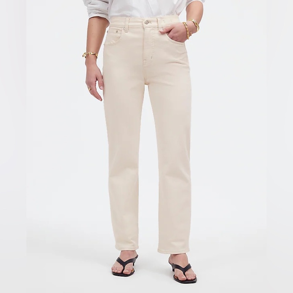 NWT Madewell 90’s straight size 28 cream jeans.
